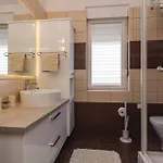 Two-bedroom In Vir