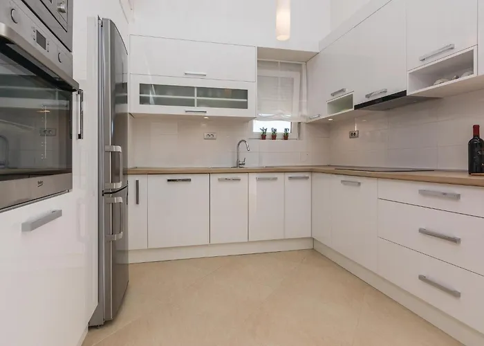 Two-bedroom In Apartment *