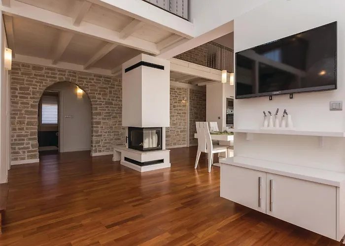Two-bedroom In Vir