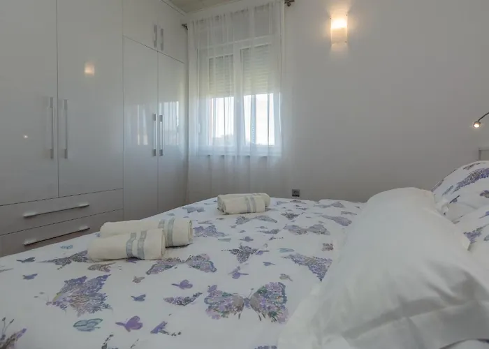 Two-bedroom In *