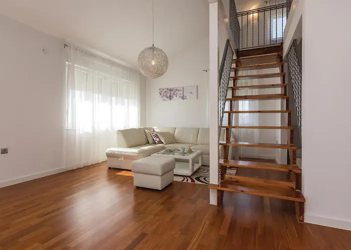 Two-bedroom In Vir